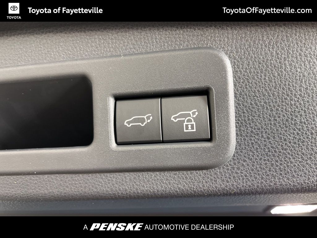 Thumbnail: 2025 Toyota 4Runner - 11