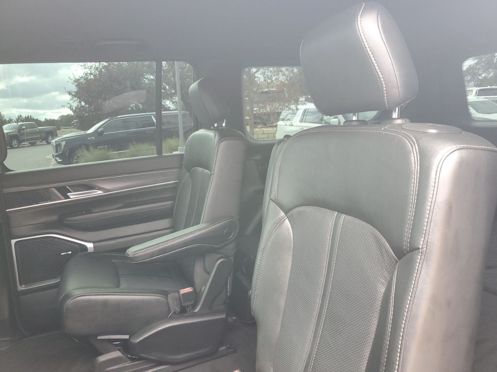 Used Car 2023 Jeep Wagoneer  Series Iii For Sale Under $50,000 In Austin, Texas