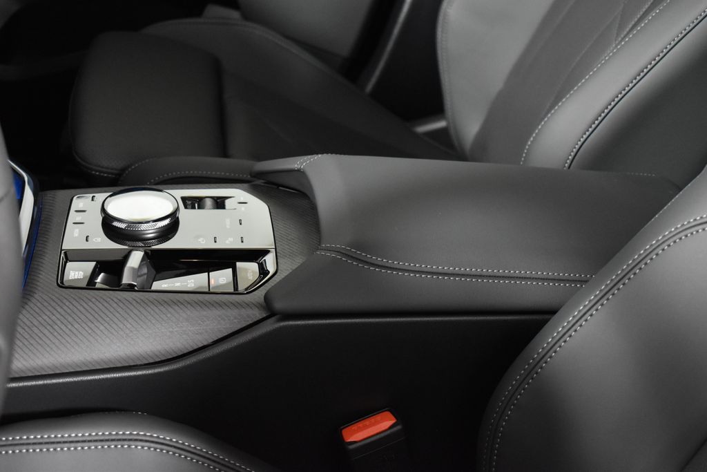 Thumbnail: 2026 BMW X3 - 25