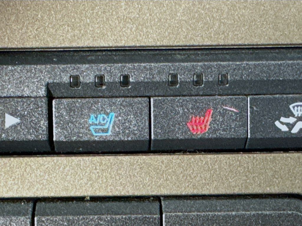 Used Car 2013 Lincoln Navigator L  Base For Sale Under $10,000 In Austin, Texas