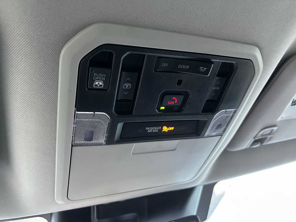 Thumbnail: 2024 Toyota Tundra - 30