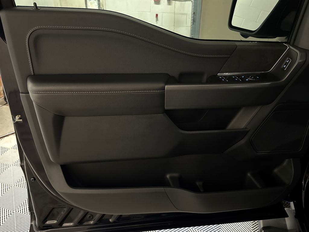 Certified Used 2025 Blue Ford XLT image 16