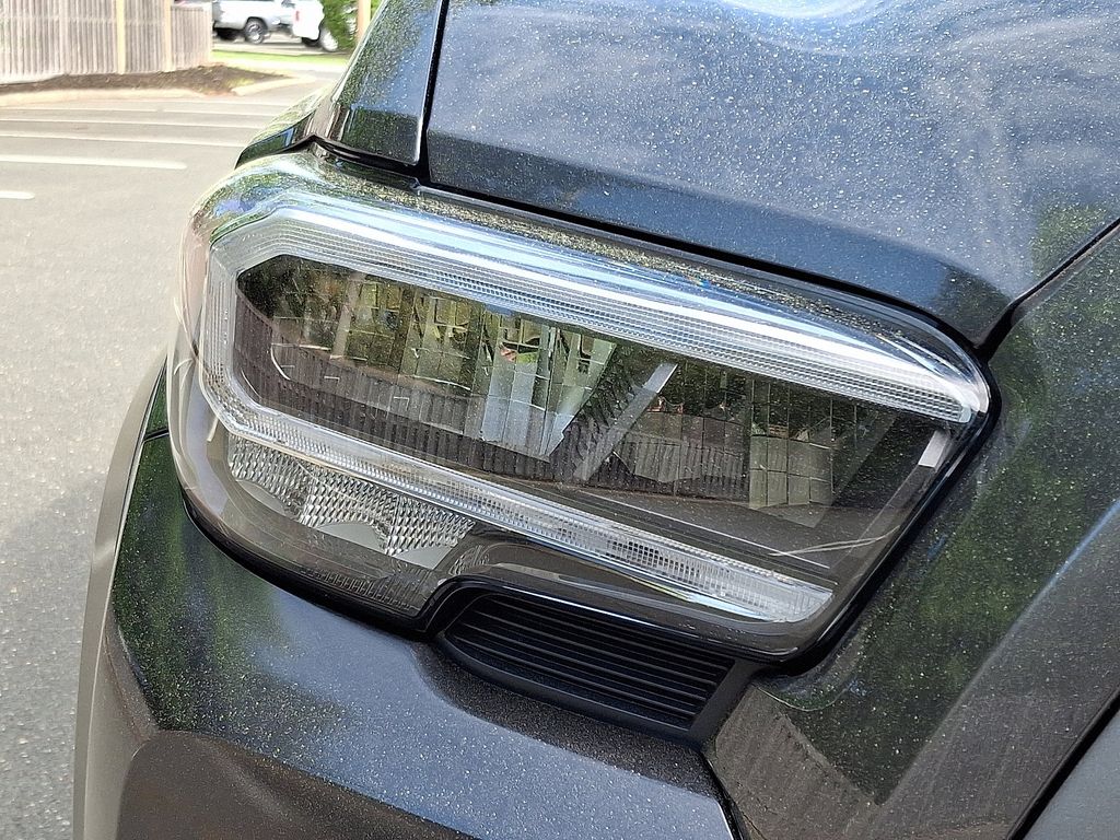 2023 Toyota Tacoma TRD Sport 9