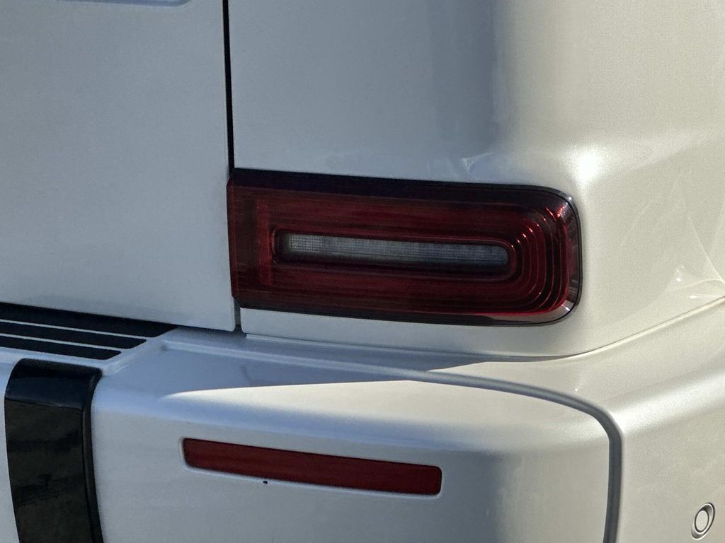 Thumbnail: 2021 Mercedes-Benz G-Class - 10