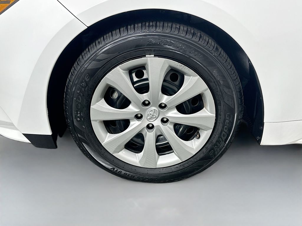 Thumbnail: 2024 Toyota Corolla - 30