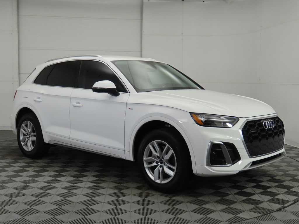 Thumbnail: 2022 Audi Q5 - 3