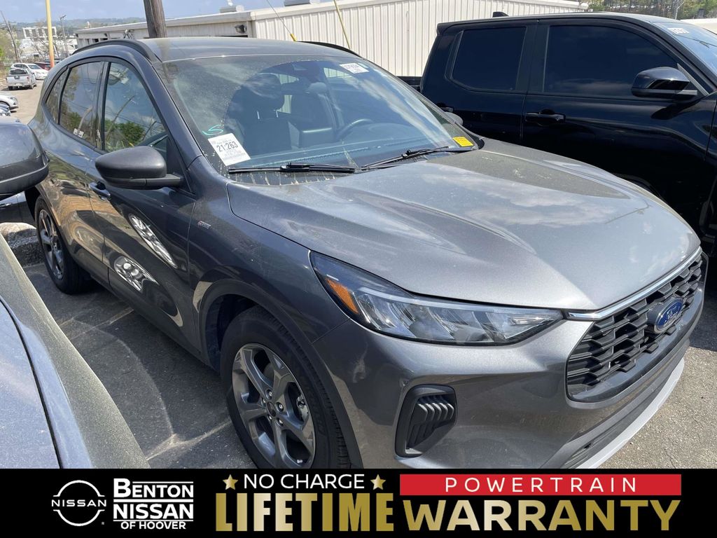 2025 Ford Escape ST-Line FWD