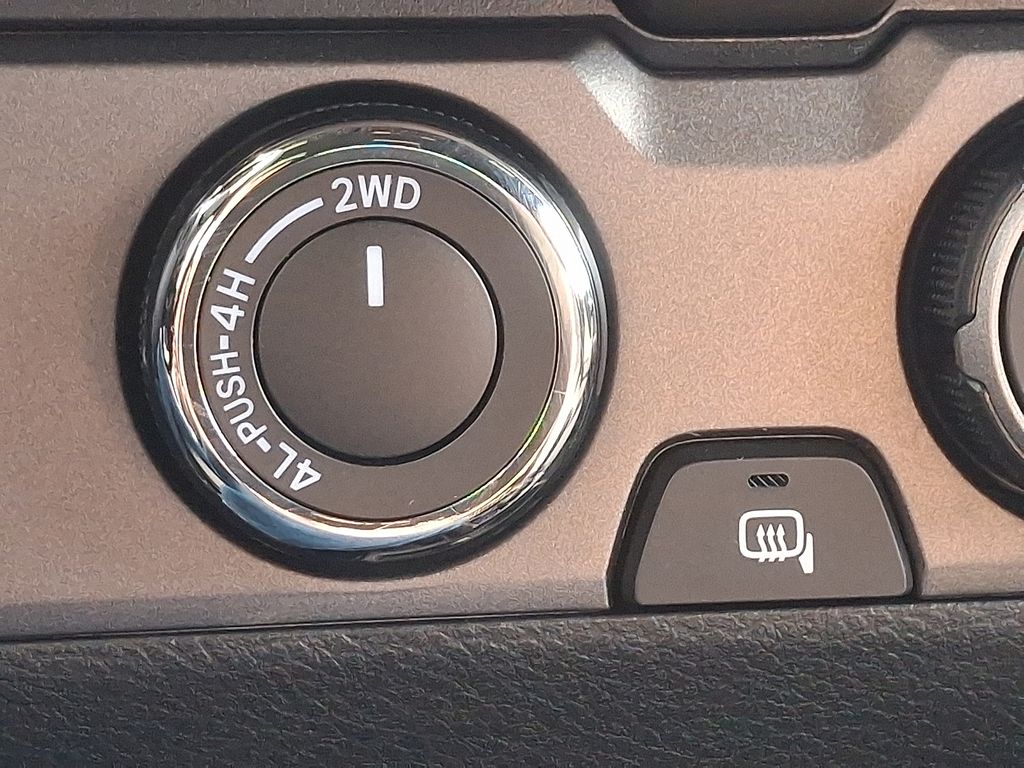 Thumbnail: 2023 Toyota Tacoma - 27