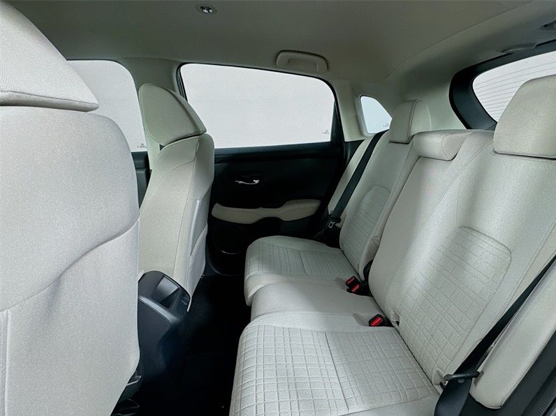 2025 Honda HR-V LX photo