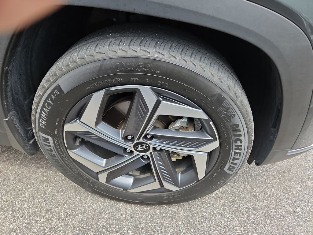 2022 Hyundai Tucson Limited Gray at Matthews Motors of Wilmington