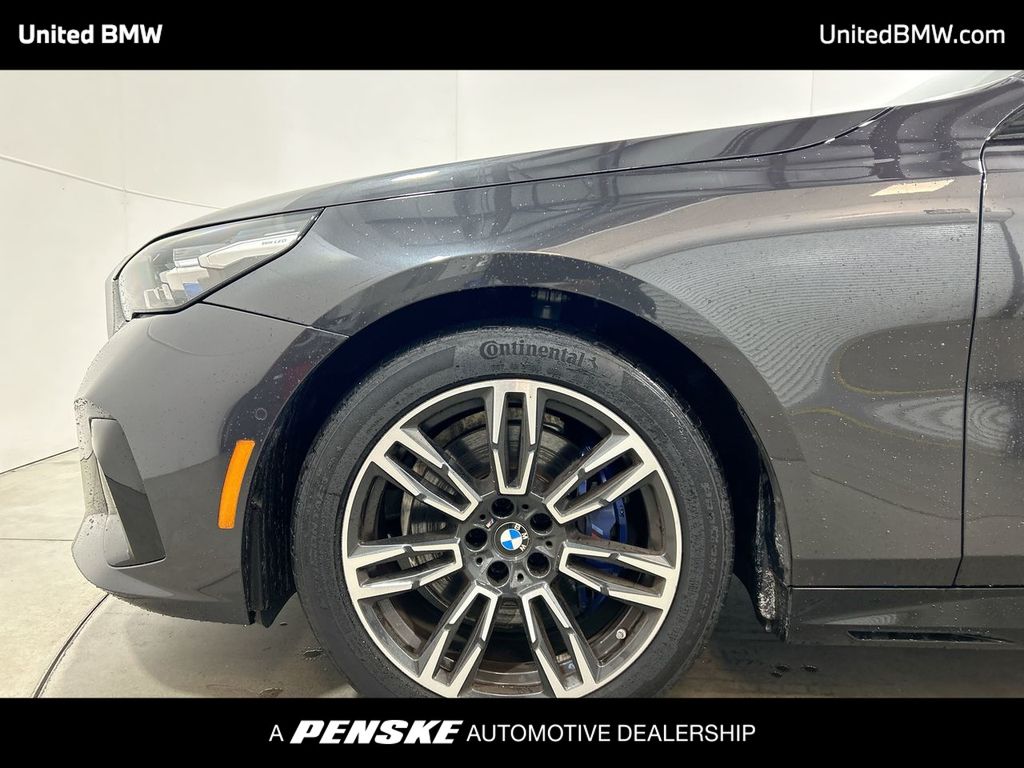 2024 BMW 5 Series 530i xDrive 10
