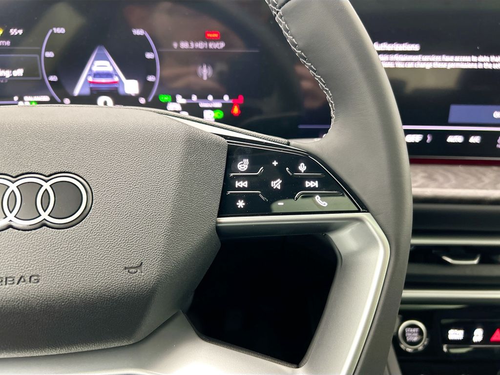 Thumbnail: 2025 Audi Q5 - 12