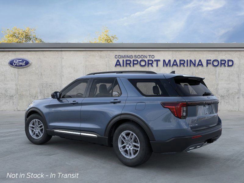 2025 Ford Explorer Active 5