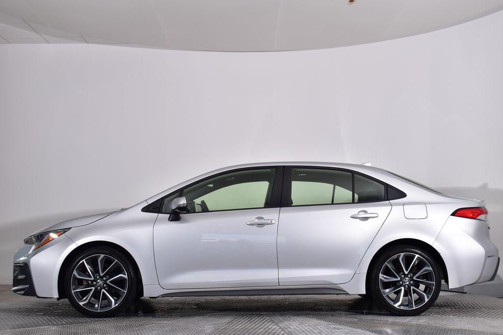 2022 Toyota Corolla SE 2