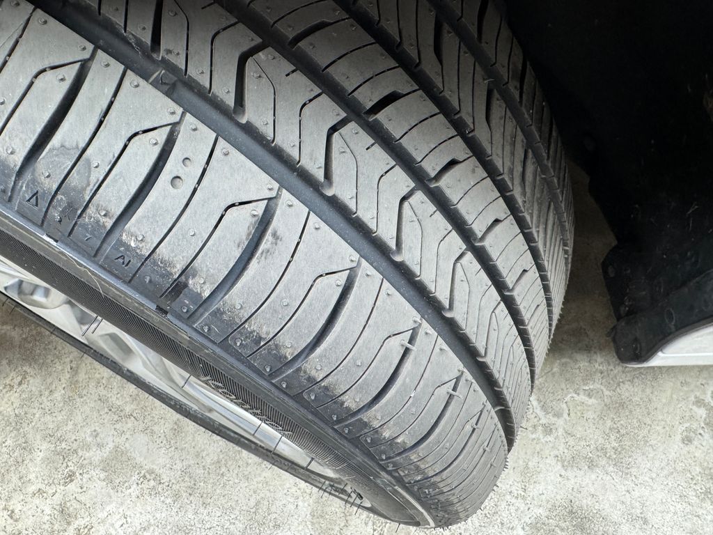 Used 2020 White Honda LX image 30