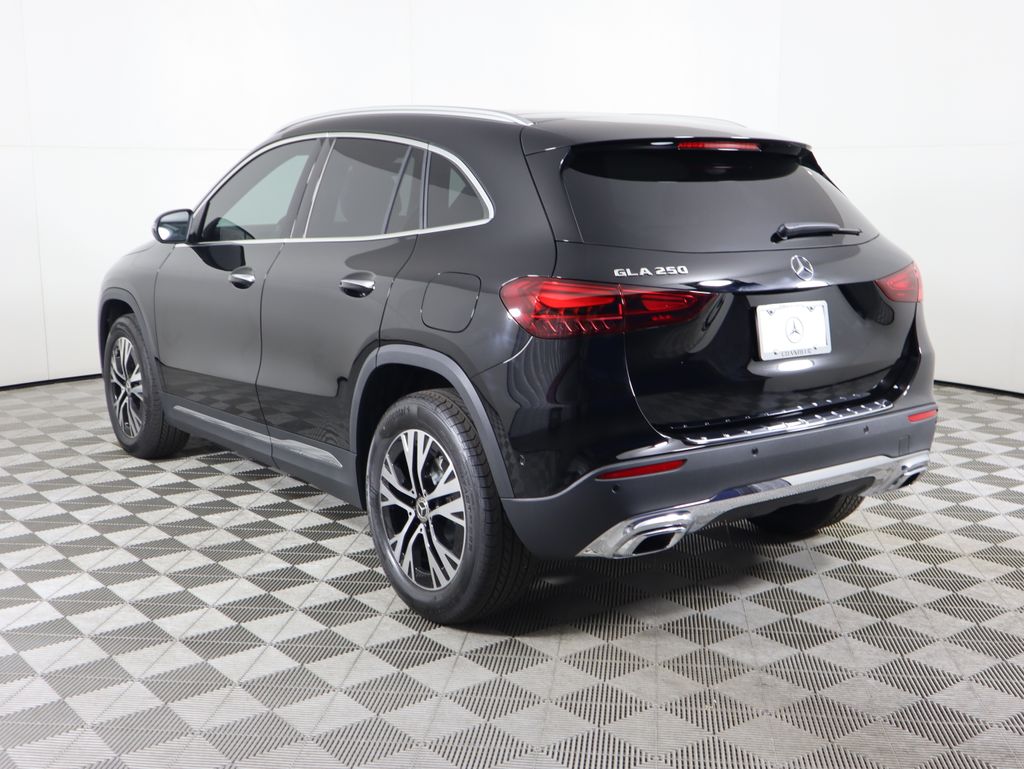 2025 Mercedes-Benz GLA 250 7