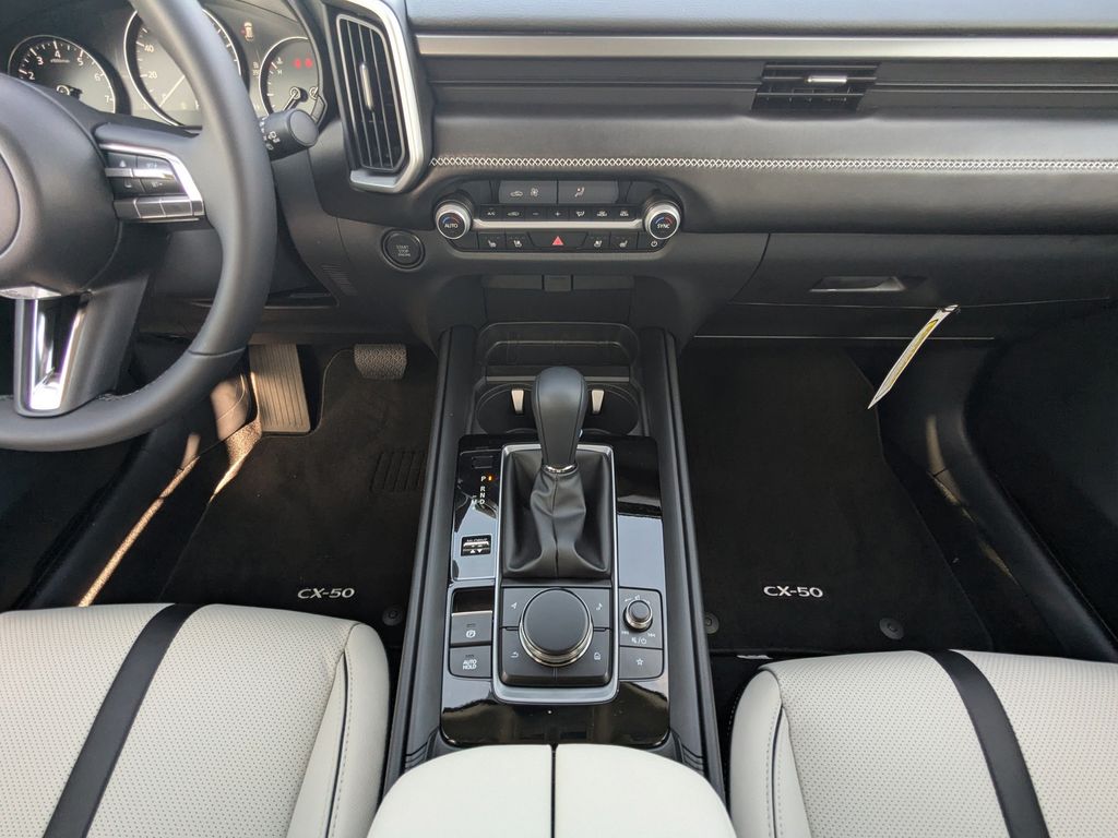 2026 Mazda CX-50 2.5 S Premium