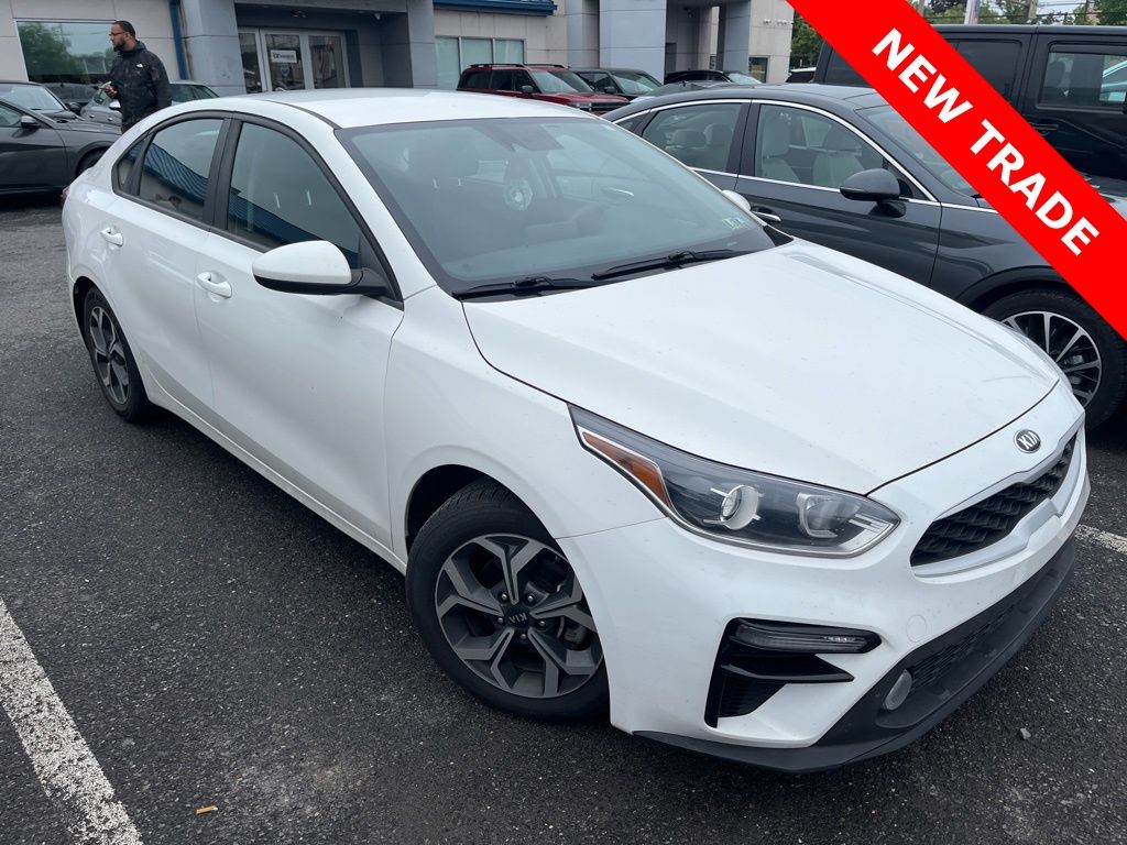 2019 Kia Forte LXS AT's photo