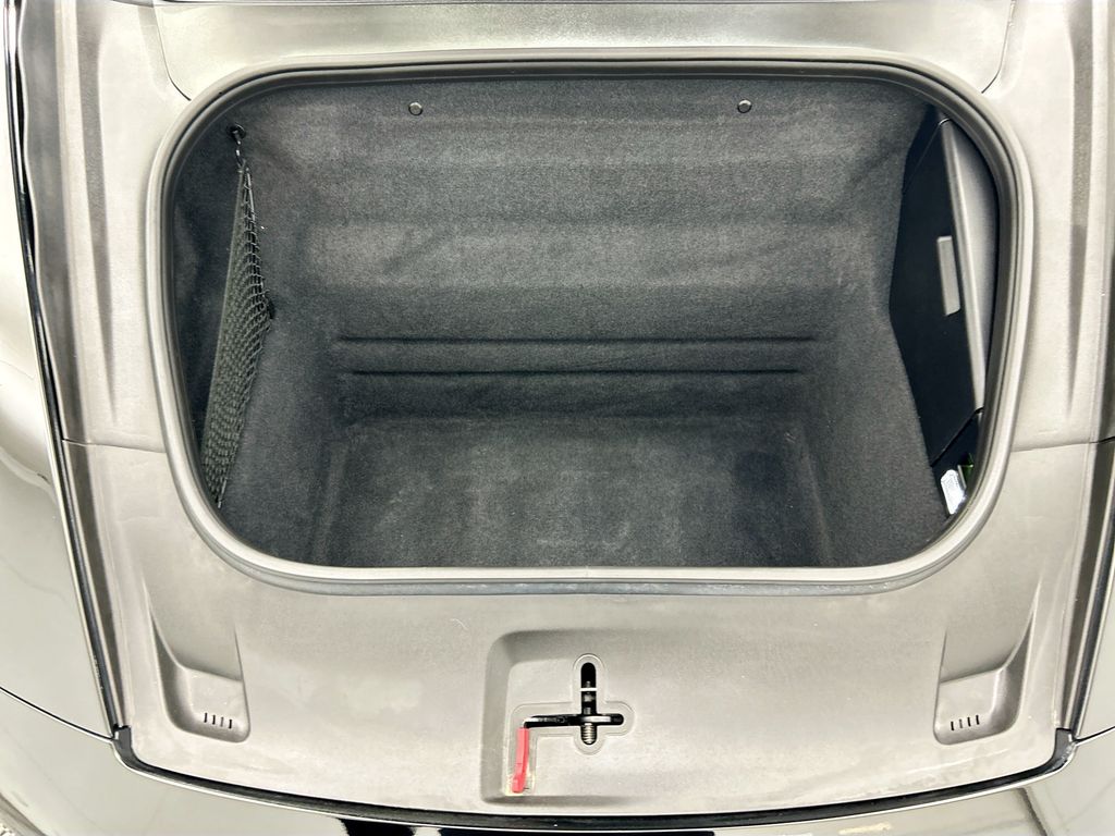 Thumbnail: 2023 Porsche 911 - 27