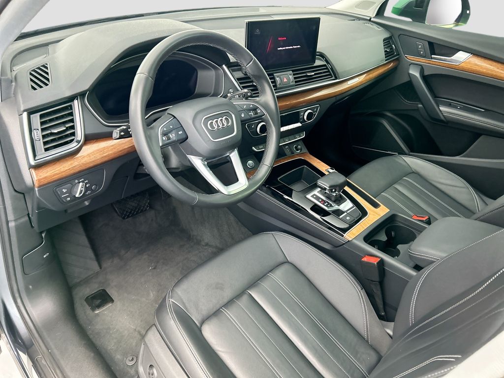 Thumbnail: 2023 Audi Q5 - 9
