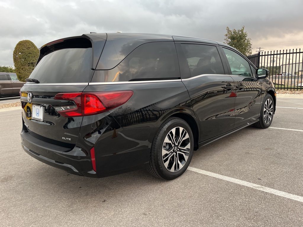 Thumbnail: 2026 Honda Odyssey - 4