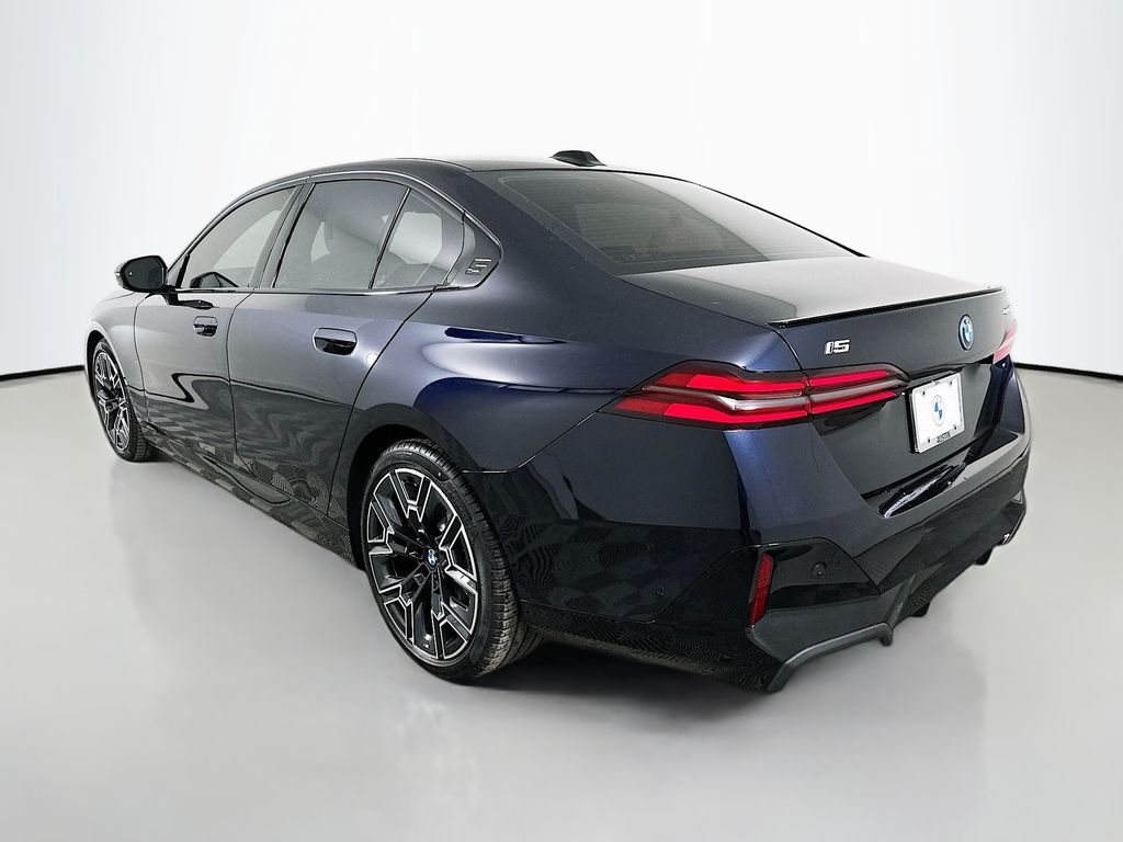 Thumbnail: 2026 BMW i5 - 7