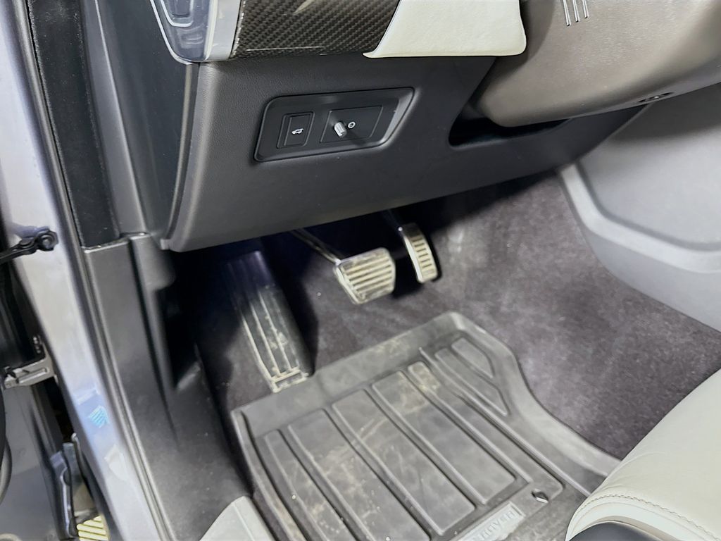 Thumbnail: 2022 Land Rover Range Rover Sport - 10