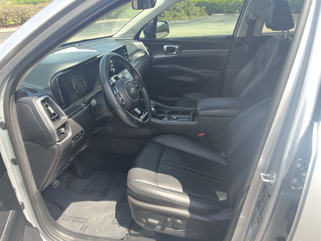 Thumbnail: 2021 Kia Sorento - 30