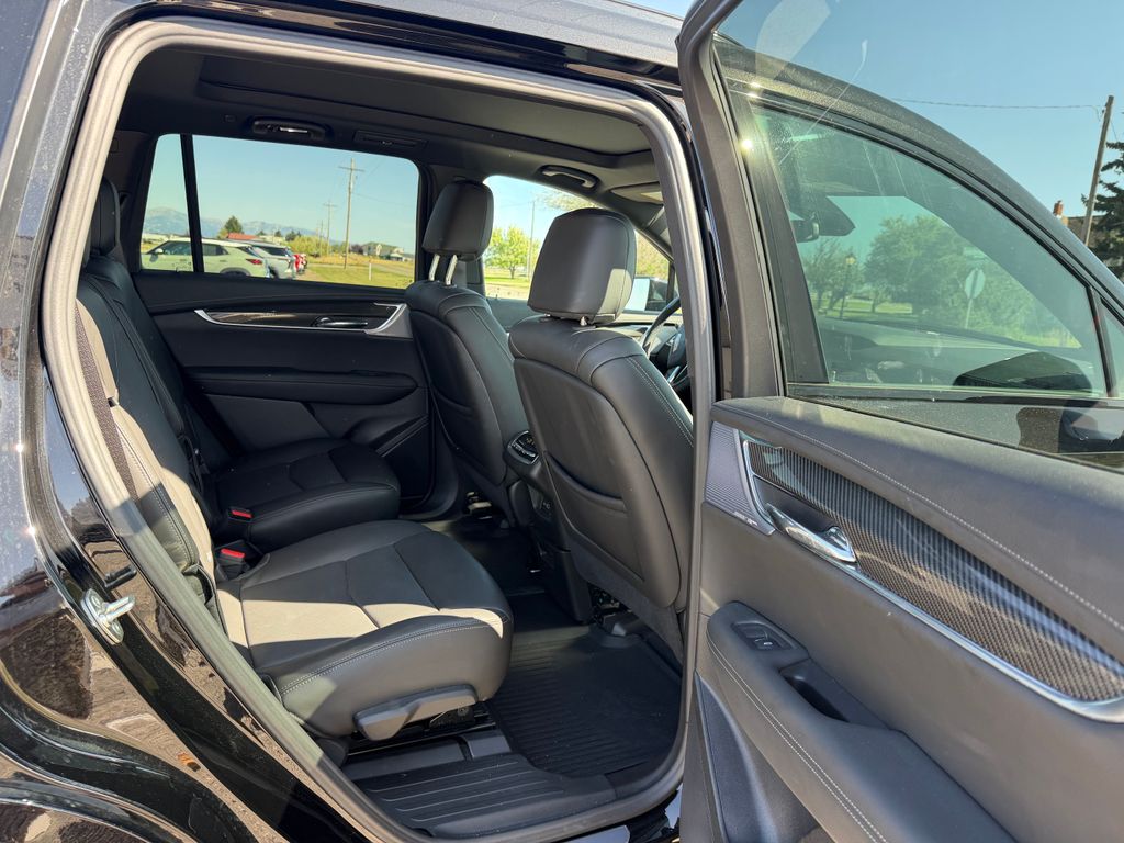 Used 2025 Cadillac XT6 SUV