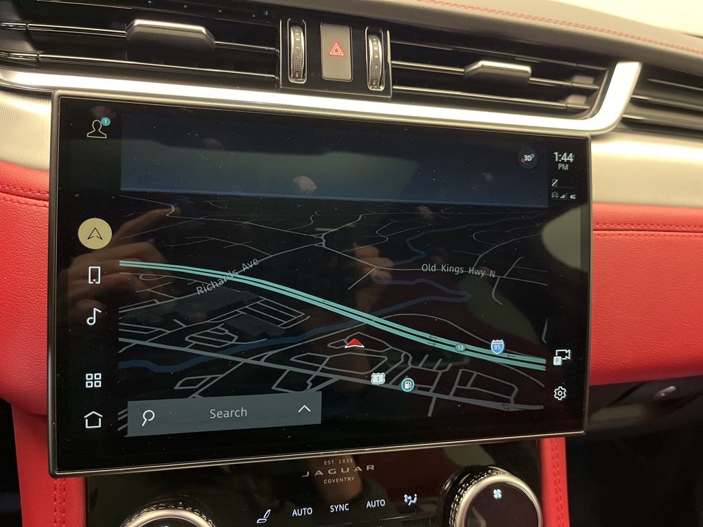 Thumbnail: 2021 Jaguar F-Pace - 17