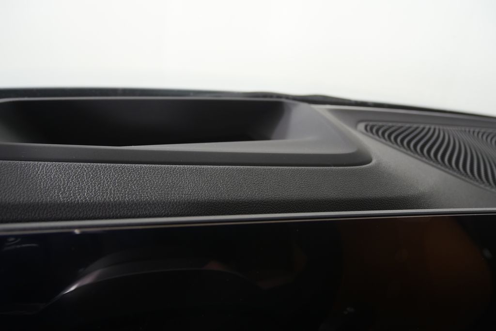 Thumbnail: 2026 BMW i4 - 20