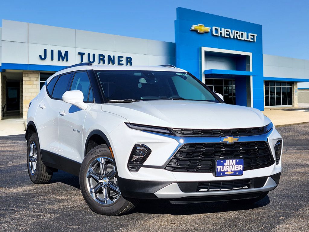 Summit White 2026 Chevrolet Blazer SUV / Crossover  9-Speed Automatic Overdrive