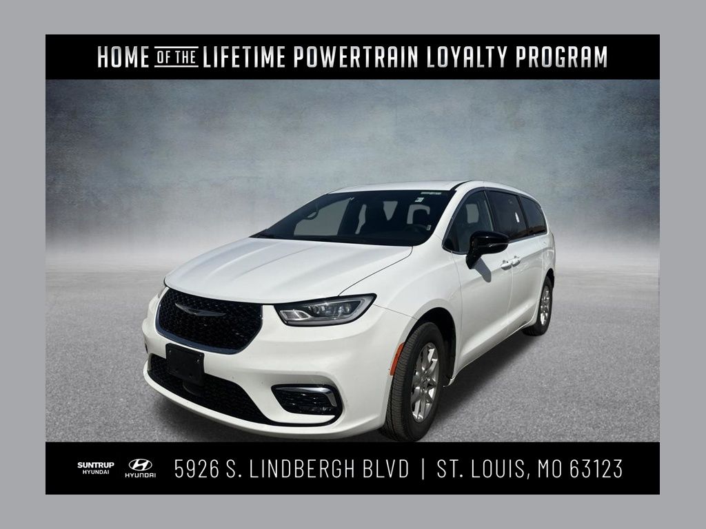 2025 Chrysler Pacifica Select FWD