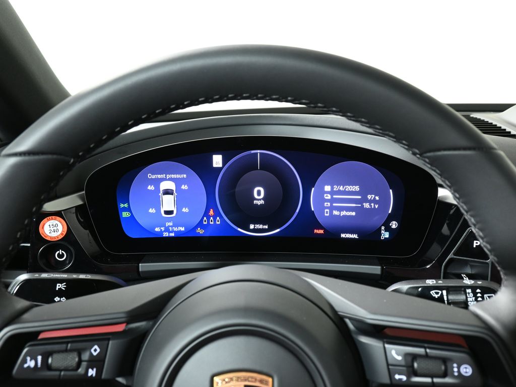 Thumbnail: 2025 Porsche Macan - 22