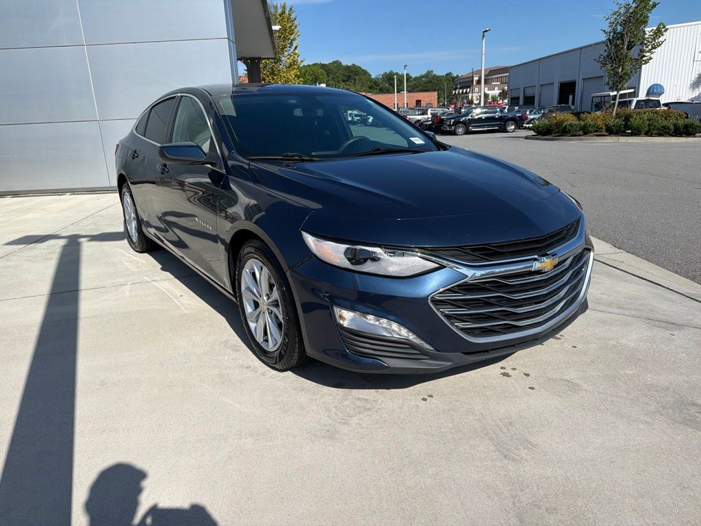 Northsky Blue Metallic 2022 Chevrolet Malibu Sedan Front-Wheel Drive Continuously Variable Transmission