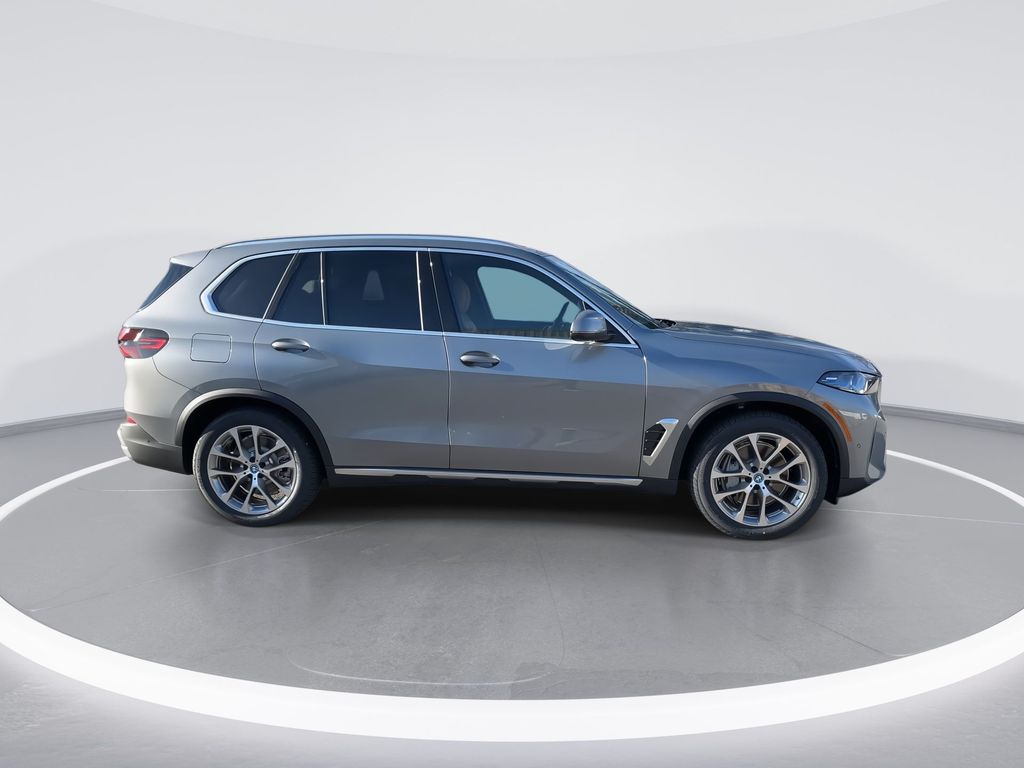 2025 BMW X5 xDrive50e 9