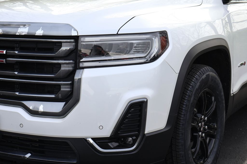 2021 GMC Acadia AT4 3