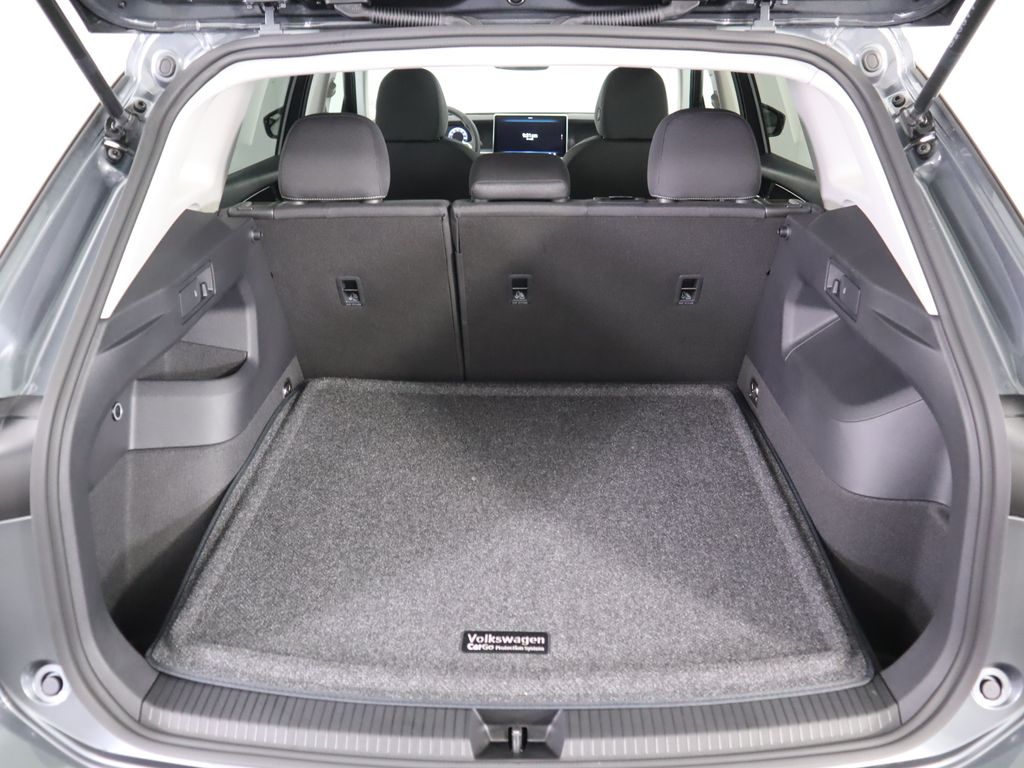 Thumbnail: 2025 Volkswagen Tiguan - 28