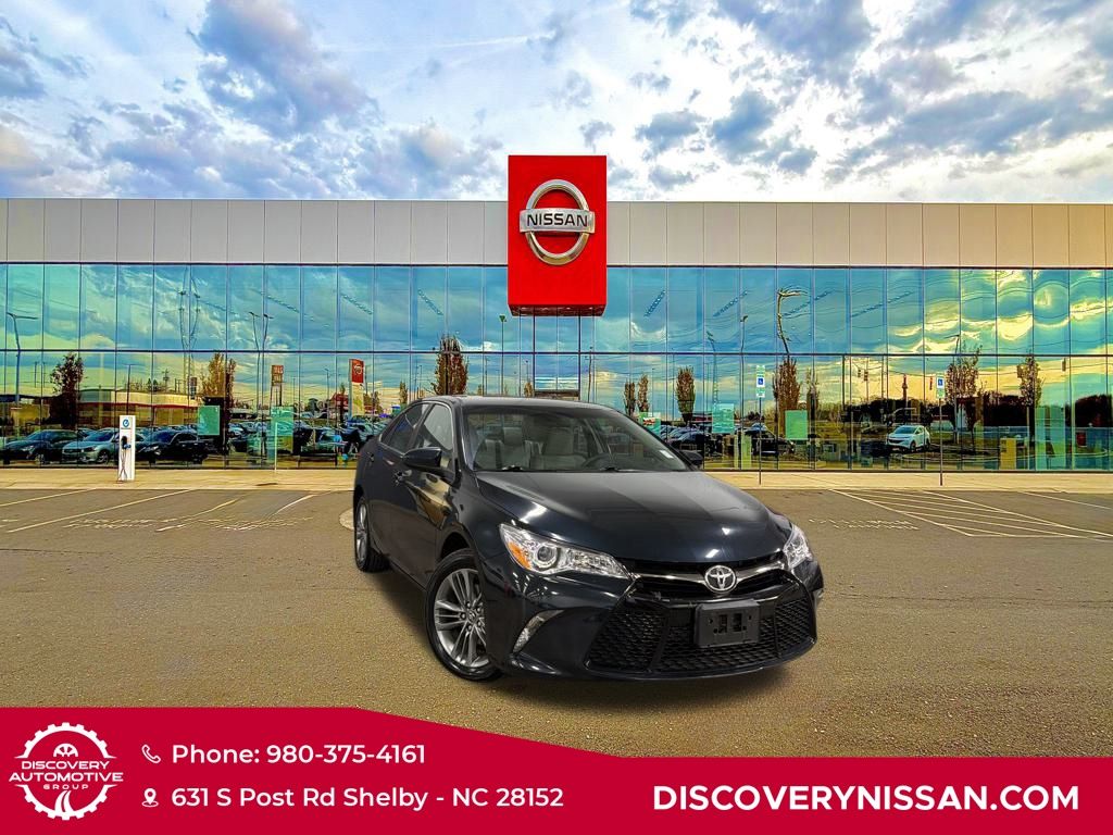 2017 Toyota Camry SE
