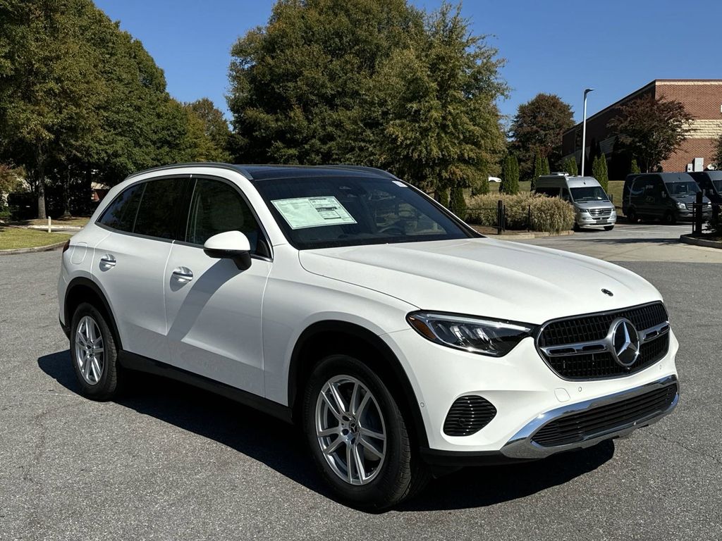 2025 Mercedes-Benz GLC GLC 300 2