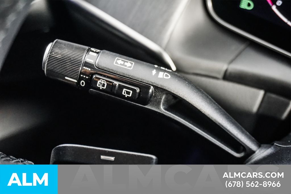 Used 2026 Black Mercedes-Benz GLC 350e image 30