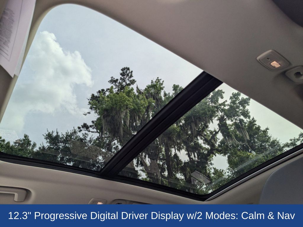 2023 Volvo XC90 B6 Ultimate Bright Theme 7P