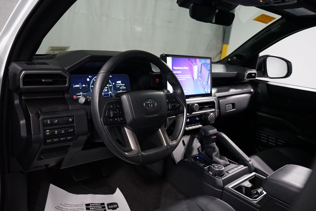 Thumbnail: 2025 Toyota 4Runner - 12