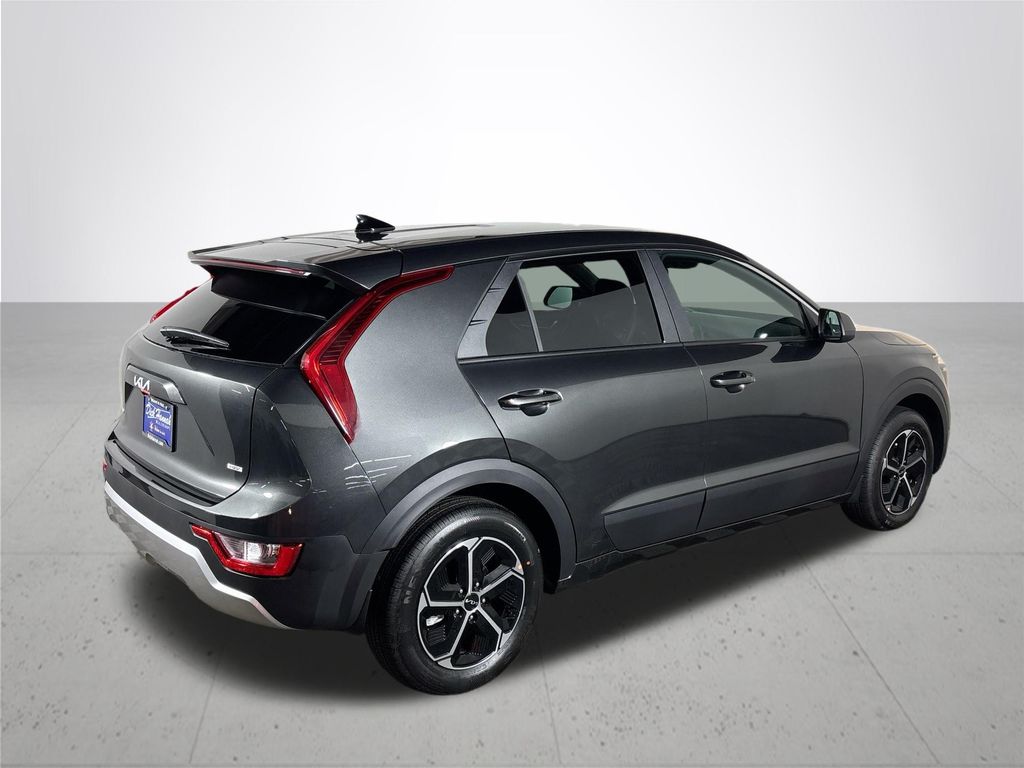 2025 Kia Niro LX