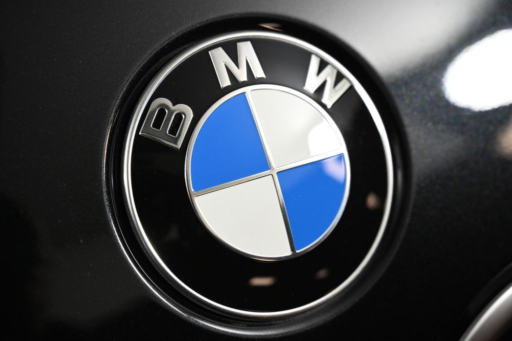 Thumbnail: 2026 BMW X1 - 13