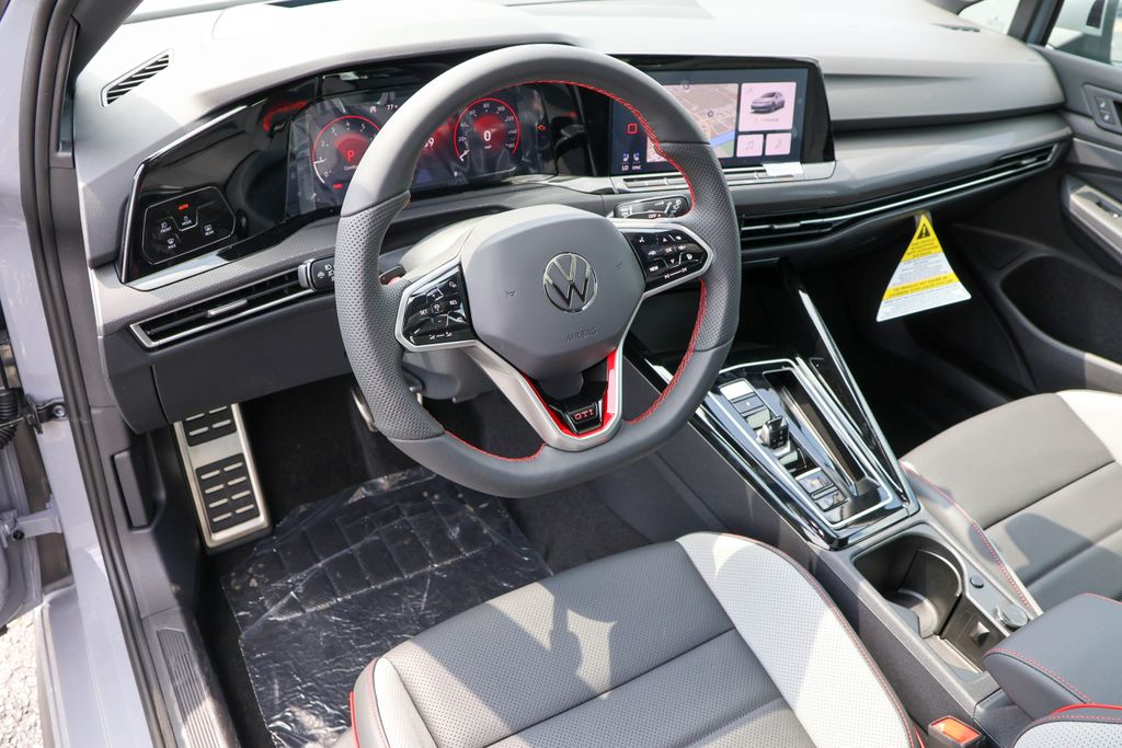 2024 Volkswagen Golf GTI Autobahn 3