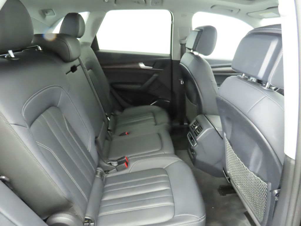 Thumbnail: 2023 Audi Q5 - 20