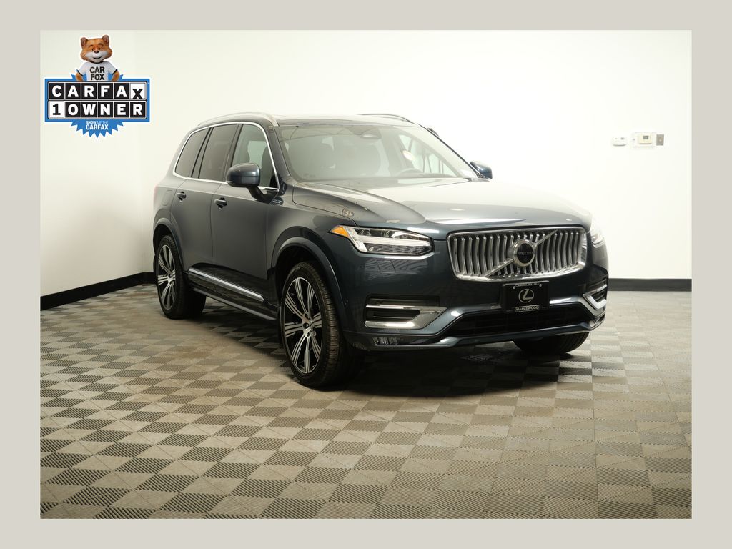 2023 Volvo XC90 B6 Ultimate Bright Theme 7-Passenger AWD
