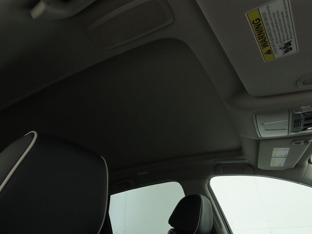 Thumbnail: 2026 Acura RDX - 18