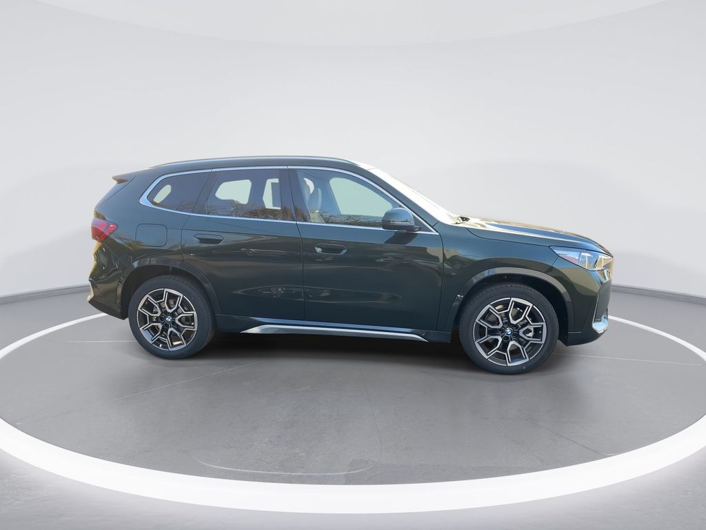 2025 BMW X1 xDrive28i 9